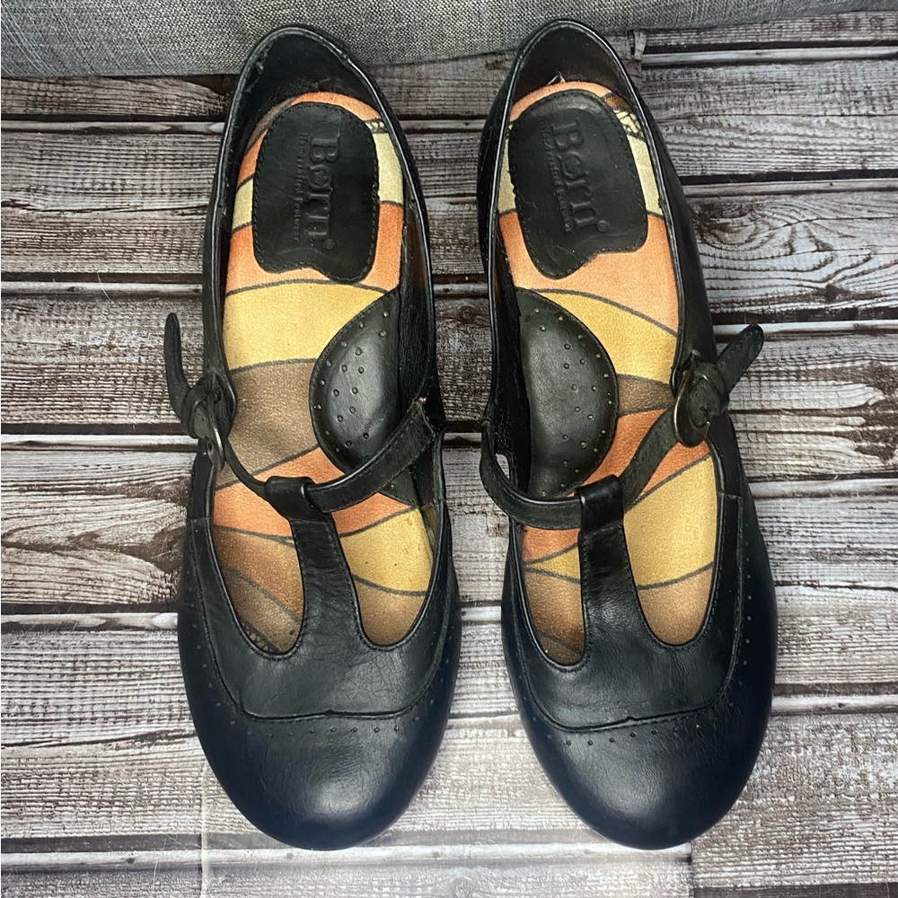 Born Black Leather Mary Jane Kitten Heel T Strap Womens Size 9 Shoe M/W Academia